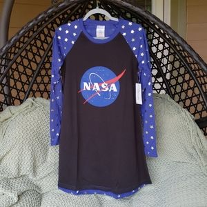 NWT 👩‍🚀 NASA sleep shirt